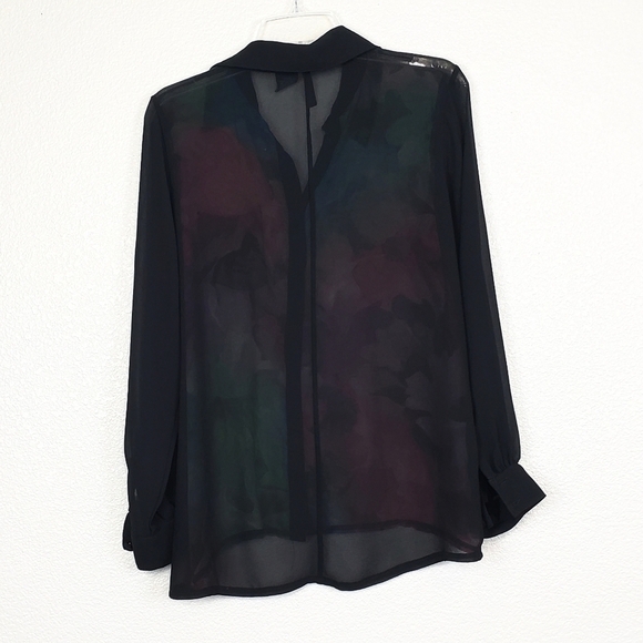 New Directions sheer floral top - Picture 2 of 4